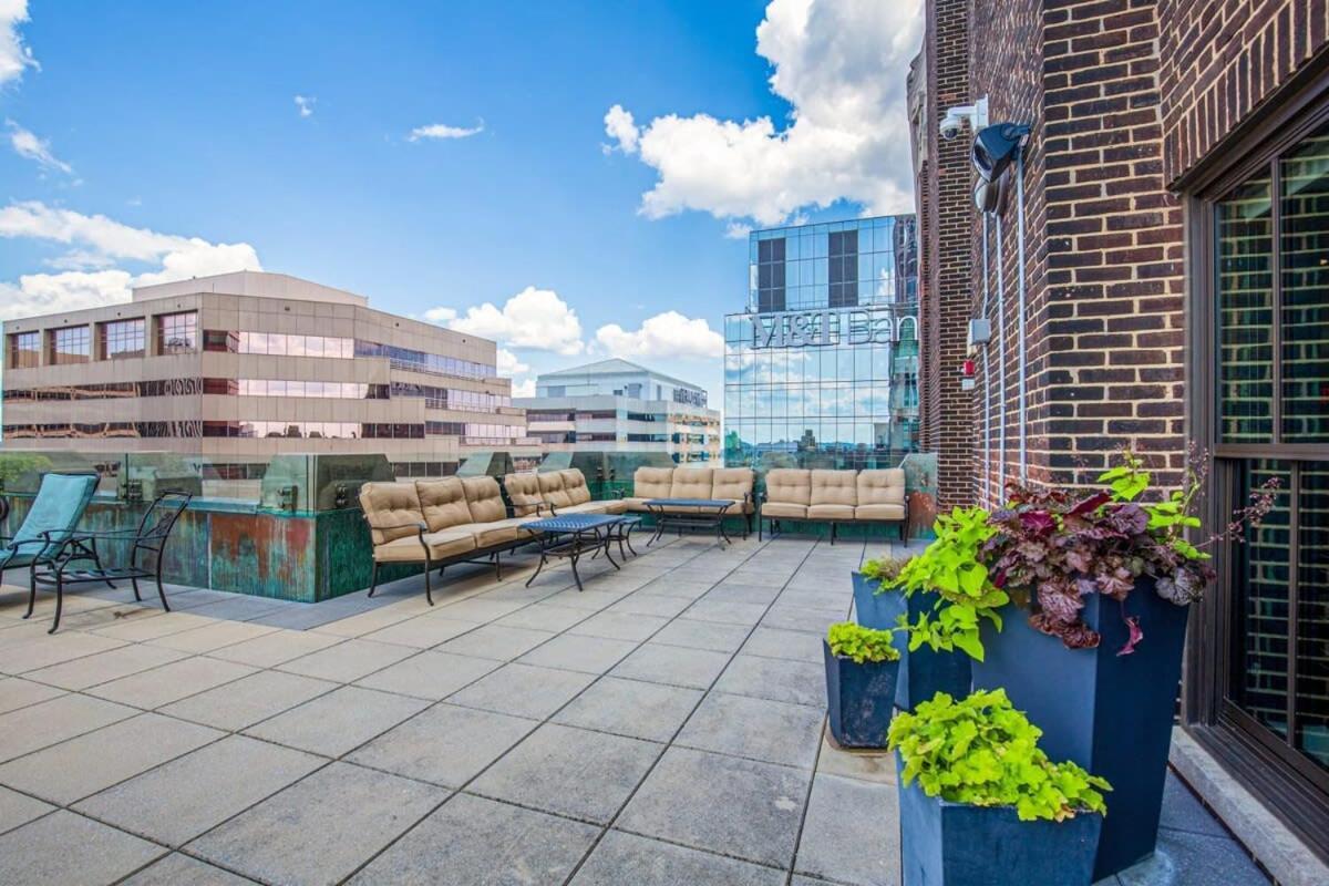 2b 2ba Luxury Downtown Rooftop Deck & Gym * Baltimore